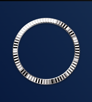 Fluted bezel detail